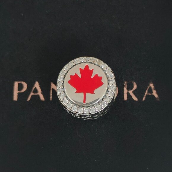 Pandora Canada Red Maple Leaf Charm Bead Travel Vacation S925 Silver with box - Picture 1 of 7